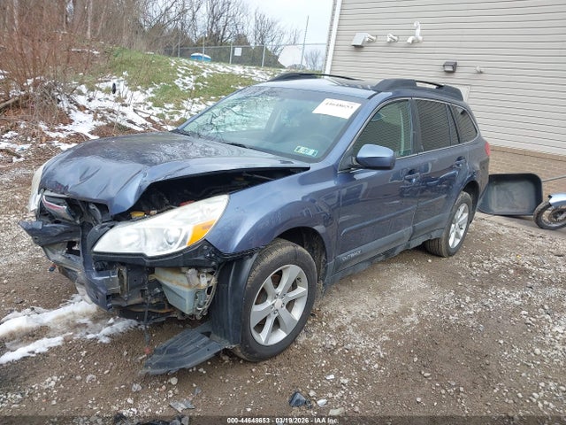2014 Subaru Outback 2.5i Premium მანქანა იყიდება აუქციონზე, vin: 4S4BRBCC5E3288809, აუქციონის ნომერი: 44648653