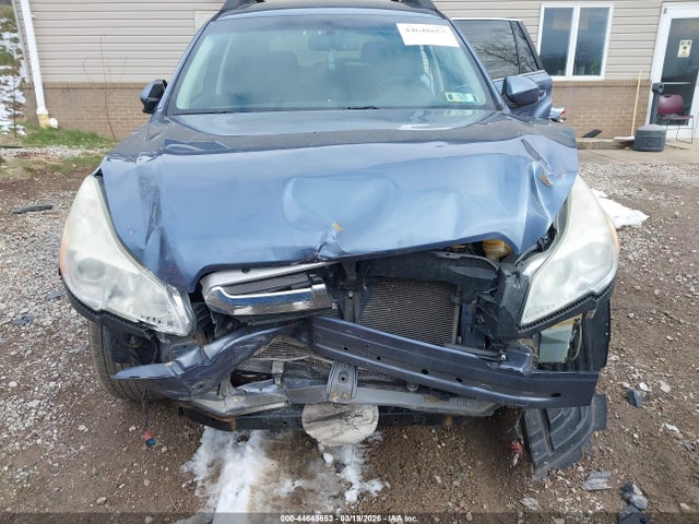 2014 Subaru Outback 2.5i Premium მანქანა იყიდება აუქციონზე, vin: 4S4BRBCC5E3288809, აუქციონის ნომერი: 44648653