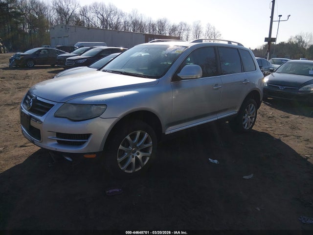2008 Volkswagen Touareg 2 Vr6 Fsi მანქანა იყიდება აუქციონზე, vin: WVGBE77L28D067525, აუქციონის ნომერი: 44648701