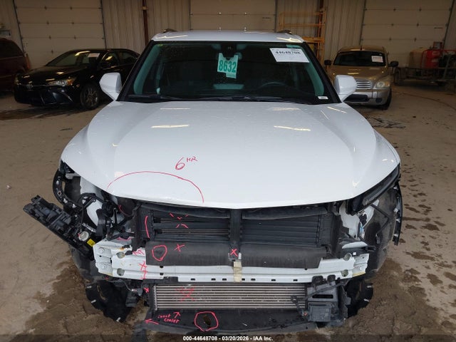 Продажа на аукционе авто 2024 Chevrolet Blazer Fwd 2lt, vin: 3GNKBCR49RS156299, номер лота: 44648708