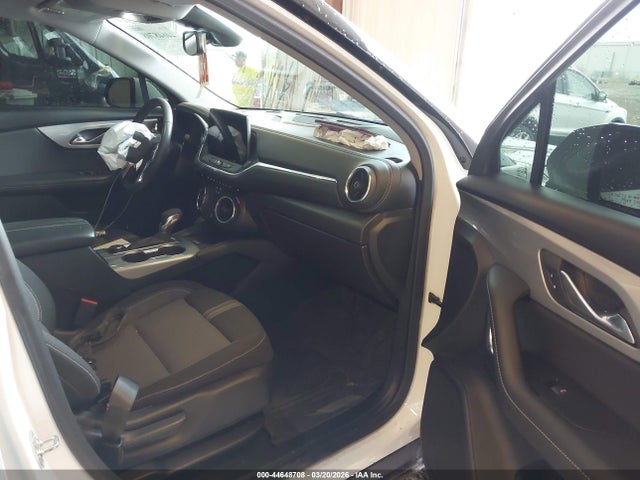 Продажа на аукционе авто 2024 Chevrolet Blazer Fwd 2lt, vin: 3GNKBCR49RS156299, номер лота: 44648708
