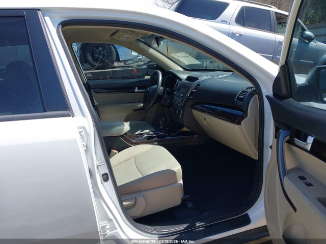Aukcja sprzedaży 2015 Kia Sorento Lx, vin: 5XYKTCA68FG650427, numer aukcji: 44648729