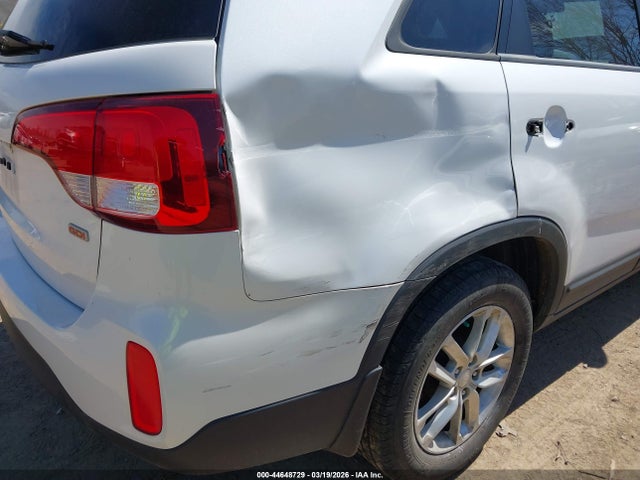 Aukcja sprzedaży 2015 Kia Sorento Lx, vin: 5XYKTCA68FG650427, numer aukcji: 44648729
