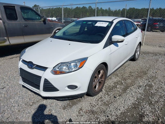Ford FOCUS SE 2014 1FADP3F21EL202557 Image 2