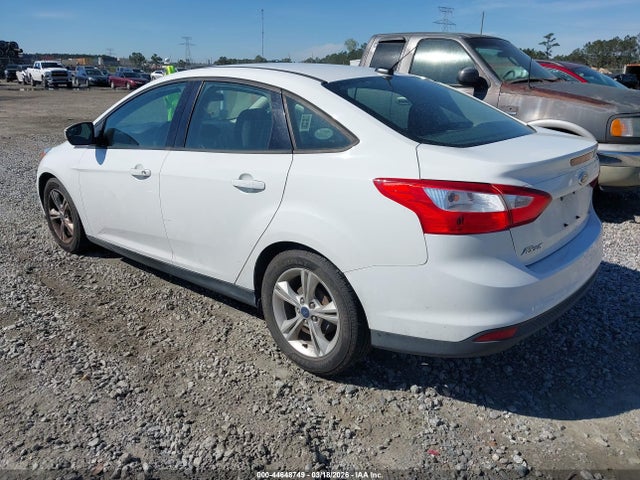 Ford FOCUS SE 2014 1FADP3F21EL202557 Image 3