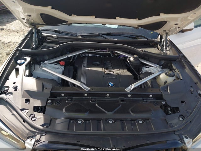2022 Bmw X6 Xdrive40i მანქანა იყიდება აუქციონზე, vin: 5UXCY6C00N9J52432, აუქციონის ნომერი: 44648767