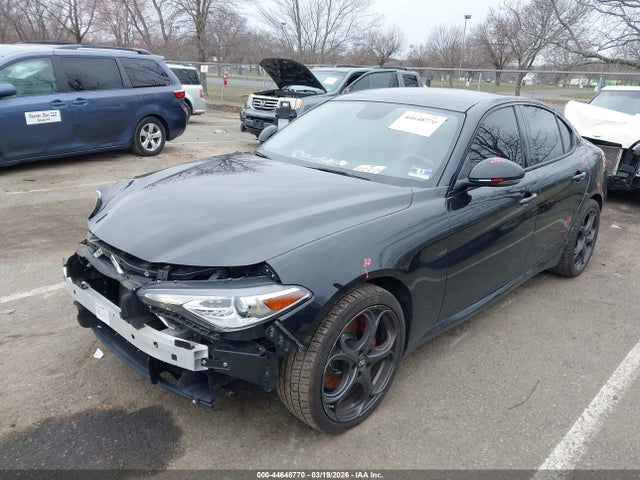 2018 ALFA ROMEO GIULIA ZARFAEDN6J7593632 Photo 1