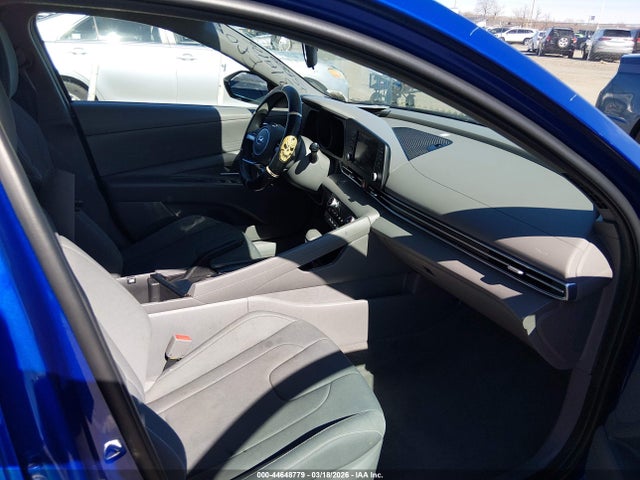 44648779 :رقم المزاد ، KMHLM4AG3PU445089 vin ، 2023 Hyundai Elantra Sel مزاد بيع