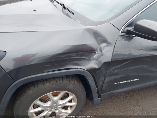 44648796 :رقم المزاد ، 1C4PJLCBXFW517516 vin ، 2015 Jeep Cherokee Latitude مزاد بيع