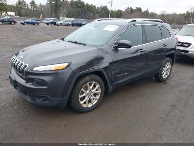 44648796 :رقم المزاد ، 1C4PJLCBXFW517516 vin ، 2015 Jeep Cherokee Latitude مزاد بيع