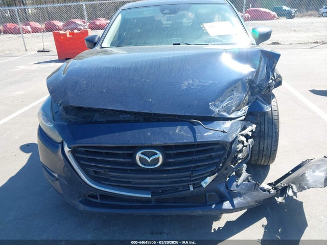 2018 Mazda Mazda3 Sport მანქანა იყიდება აუქციონზე, vin: 3MZBN1U78JM242411, აუქციონის ნომერი: 44648805