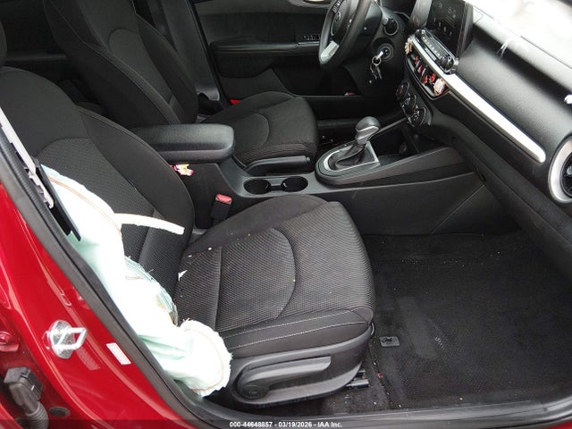 3KPF24AD1ME332409 KIA Forte Lxs