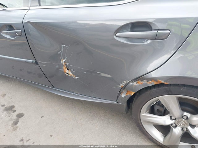 44648945 :رقم المزاد ، JTHCE1D25F5008170 vin ، 2015 Lexus Is 350 مزاد بيع