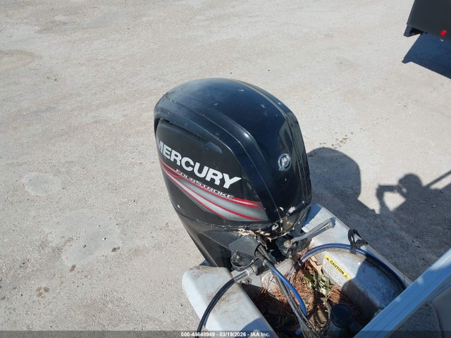 Suntracker Pontoon 2016 BUJ10738I516 Image 10