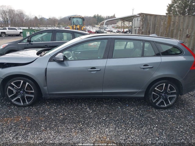 Volvo V60 T5 Dynamic 2018 YV140MEL3J2379085 Image 15