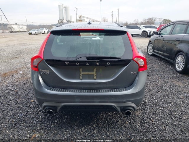 Volvo V60 T5 Dynamic 2018 YV140MEL3J2379085 Image 17