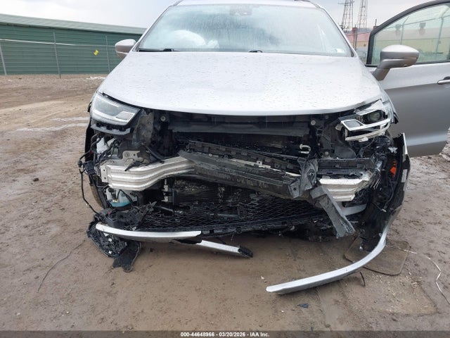 Продажа на аукционе авто 2021 Chrysler Pacifica Touring L, vin: 2C4RC1BG6MR550037, номер лота: 44648966