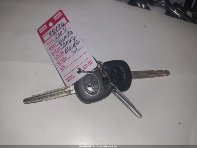 44648973 :رقم المزاد ، 4T1BF32K74U588108 vin ، 2004 Toyota Camry Xle V6 مزاد بيع