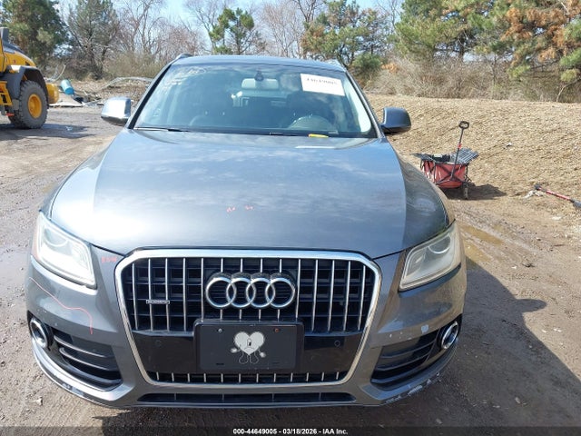 2017 Audi Q5 2.0t Premium მანქანა იყიდება აუქციონზე, vin: WA1C2AFP3HA086843, აუქციონის ნომერი: 44649005