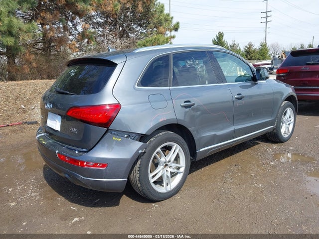 2017 Audi Q5 2.0t Premium მანქანა იყიდება აუქციონზე, vin: WA1C2AFP3HA086843, აუქციონის ნომერი: 44649005
