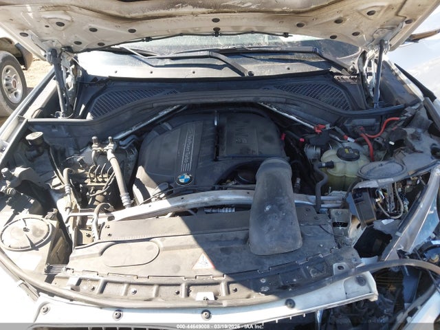 44649008 :رقم المزاد ، 5UXKR0C52G0P28935 vin ، 2016 Bmw X5 Xdrive35i مزاد بيع