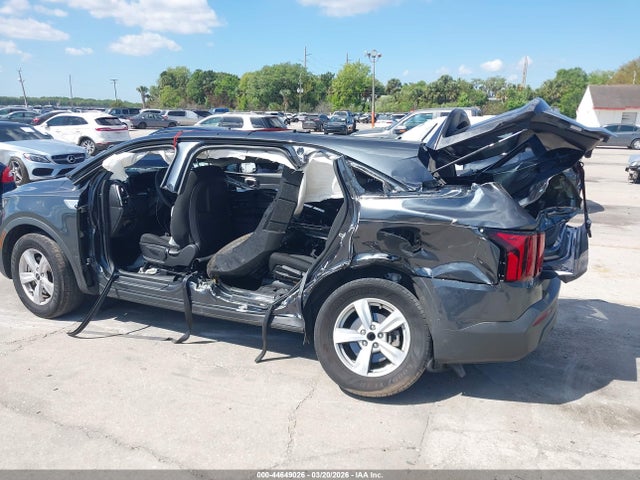 44649026 :رقم المزاد ، 5XYRG4LC7NG128950 vin ، 2022 Kia Sorento Lx مزاد بيع