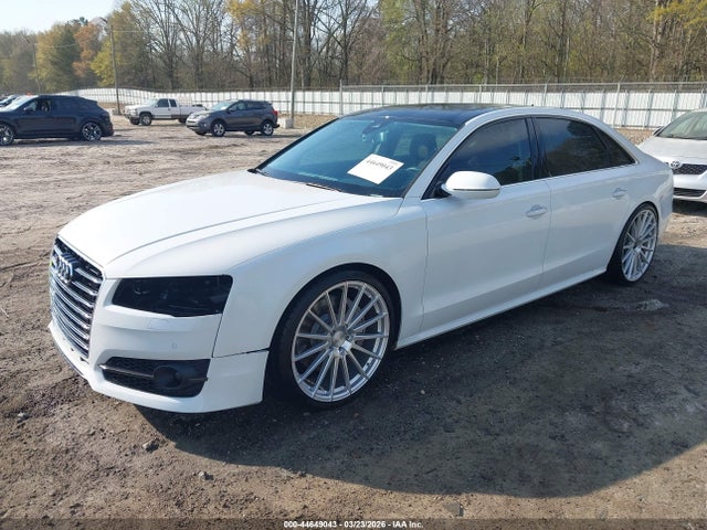 Продаж на аукціоні авто 2016 Audi A8 L 4.0t Sport, vin: WAU43AFDXGN019951, номер лоту: 44649043