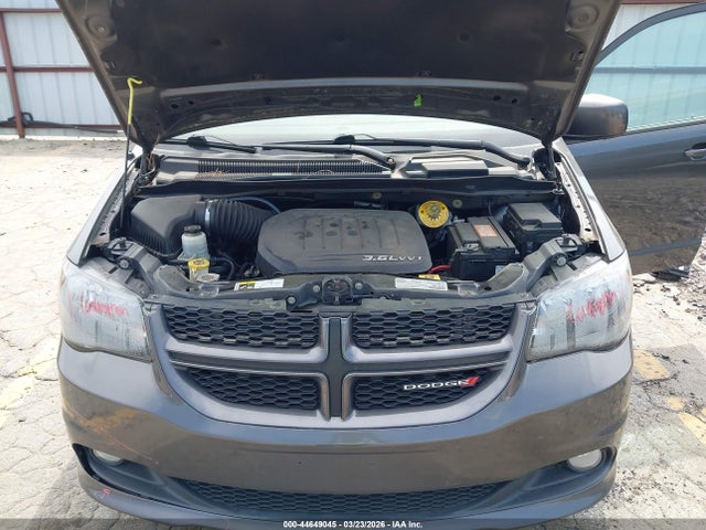 2018 Dodge Grand Caravan Gt მანქანა იყიდება აუქციონზე, vin: 2C4RDGEGXJR327863, აუქციონის ნომერი: 44649045