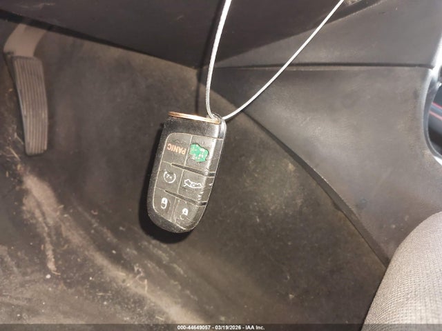 2C3CDXHG9FH734009 Dodge Charger Sxt