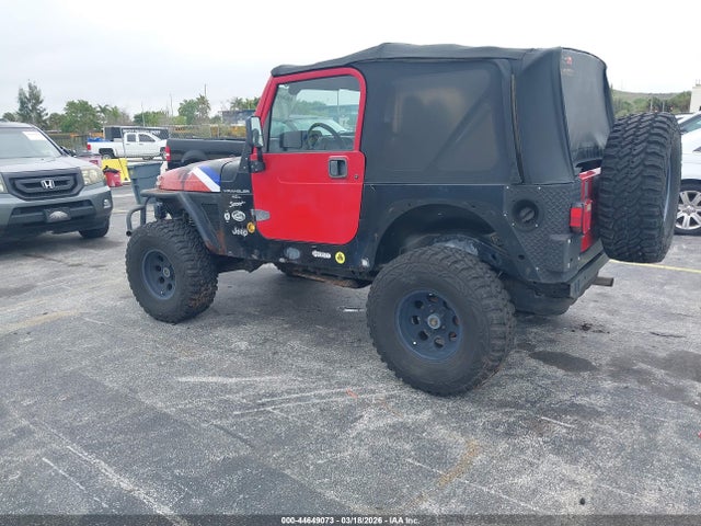 2000 JEEP WRANGLER 1J4FA49S2YP732145 Photo 2
