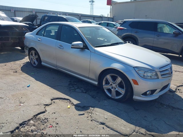 2010 Mercedes-benz C 300 Luxury/sport მანქანა იყიდება აუქციონზე, vin: WDDGF5EB6AR123082, აუქციონის ნომერი: 44649111