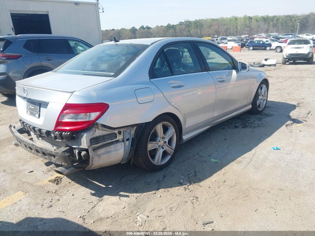2010 Mercedes-benz C 300 Luxury/sport მანქანა იყიდება აუქციონზე, vin: WDDGF5EB6AR123082, აუქციონის ნომერი: 44649111