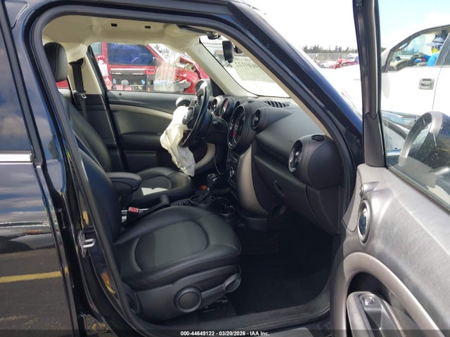 2016 MINI COUNTRYMAN WMWZB3C50GWR47263 Photo 4