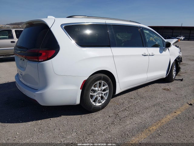 Auction sale of the 2022 Chrysler Pacifica Touring L, vin: 2C4RC1BG2NR114867, lot number: 44649124