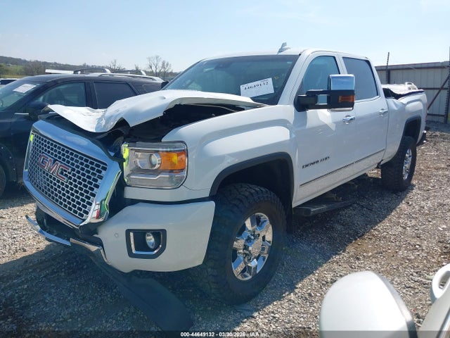 44649132 :رقم المزاد ، 1GT42YE8XGF163349 vin ، 2016 Gmc Sierra 3500hd Denali مزاد بيع