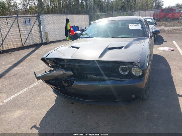 44649139 :رقم المزاد ، 2C3CDZAG8NH122372 vin ، 2022 Dodge Challenger Sxt مزاد بيع