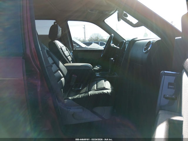 2008 FORD EXPLORER 1FMEU63E18UA68750 Photo 4