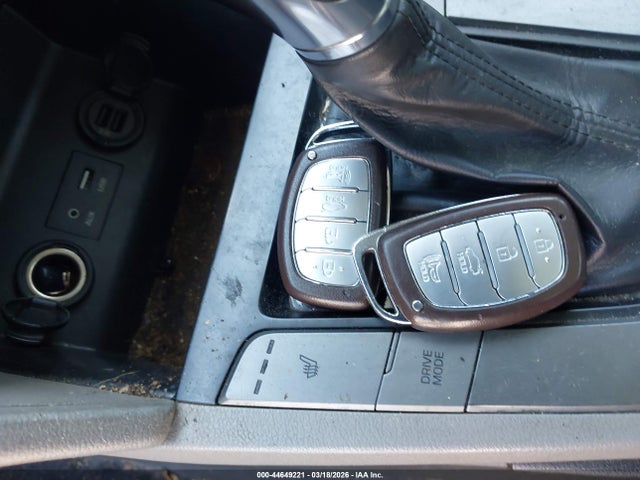 44649221 :رقم المزاد ، 5NPD84LF9LH602890 vin ، 2020 Hyundai Elantra Value Edition مزاد بيع