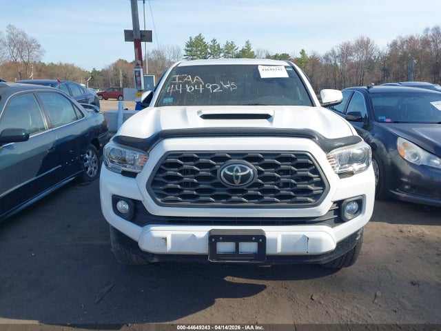 2020 Toyota Tacoma Trd Sport მანქანა იყიდება აუქციონზე, vin: 5TFSZ5AN4LX216063, აუქციონის ნომერი: 44649243