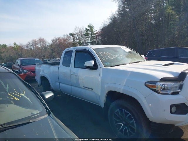 2020 Toyota Tacoma Trd Sport მანქანა იყიდება აუქციონზე, vin: 5TFSZ5AN4LX216063, აუქციონის ნომერი: 44649243