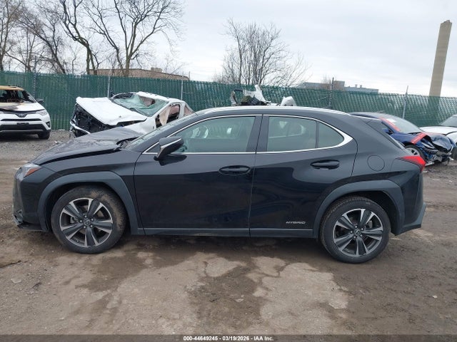 JTHU9JBH5K2019066 Lexus UX 250H