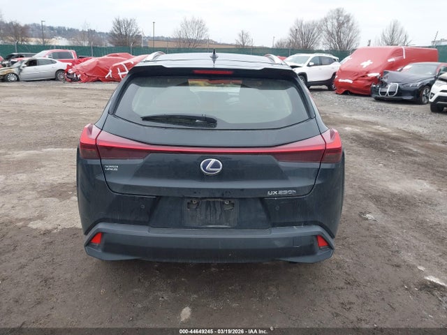 JTHU9JBH5K2019066 Lexus UX 250H