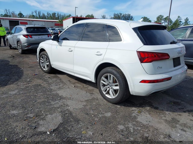 Aukcja sprzedaży 2020 Audi Q5 Premium 45 Tfsi Quattro S Tronic/titanium Premium 45 Tfsi Quattro S Tronic, vin: WA1ANAFY1L2031804, numer aukcji: 44649264