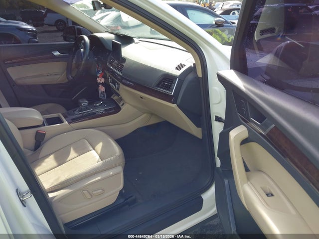 Aukcja sprzedaży 2020 Audi Q5 Premium 45 Tfsi Quattro S Tronic/titanium Premium 45 Tfsi Quattro S Tronic, vin: WA1ANAFY1L2031804, numer aukcji: 44649264