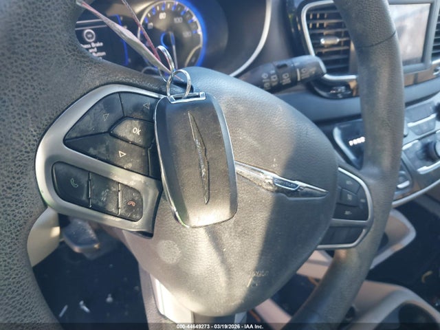 44649273 :رقم المزاد ، 2C4RC1AG7JR237270 vin ، 2018 Chrysler Pacifica L مزاد بيع