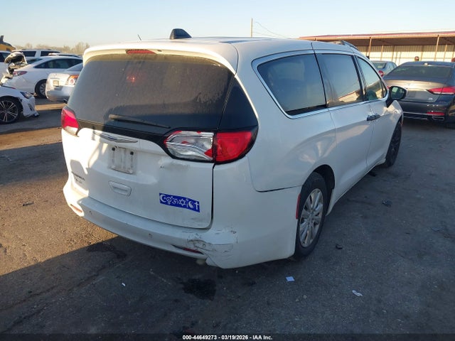 44649273 :رقم المزاد ، 2C4RC1AG7JR237270 vin ، 2018 Chrysler Pacifica L مزاد بيع