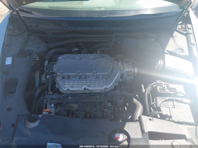 44649276 :رقم المزاد ، JH4KB16578C003739 vin ، 2008 Acura Rl 3.5 مزاد بيع