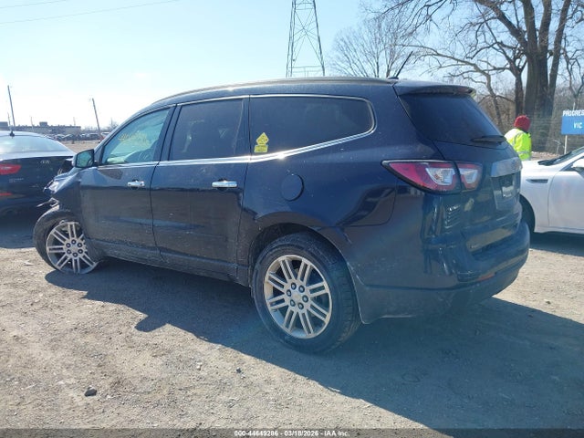 2015 CHEVROLET TRAVERSE 1GNKVGKD3FJ373143 Photo 2
