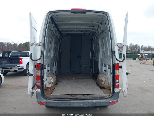 Продажа на аукционе авто 2014 Mercedes-benz Sprinter 2500 Normal Roof, vin: WD3PE7DC8E5903739, номер лота: 44649299