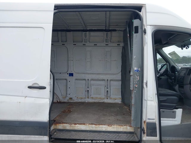 Продажа на аукционе авто 2014 Mercedes-benz Sprinter 2500 Normal Roof, vin: WD3PE7DC8E5903739, номер лота: 44649299